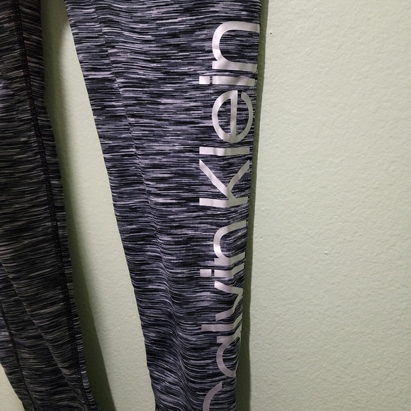 Calvin Klein performance leggings - Picture 5 of 5